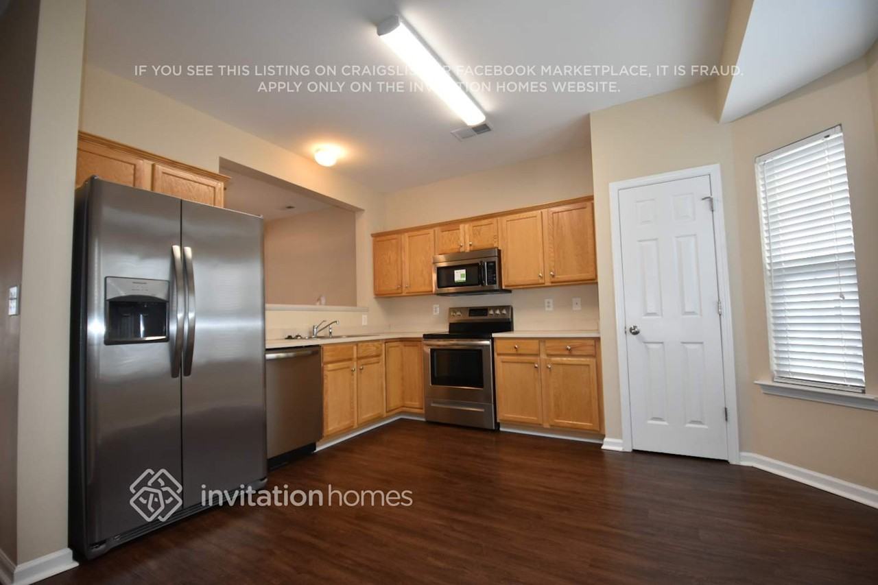 9238 Washam Potts Rd - Photo 4 of 21