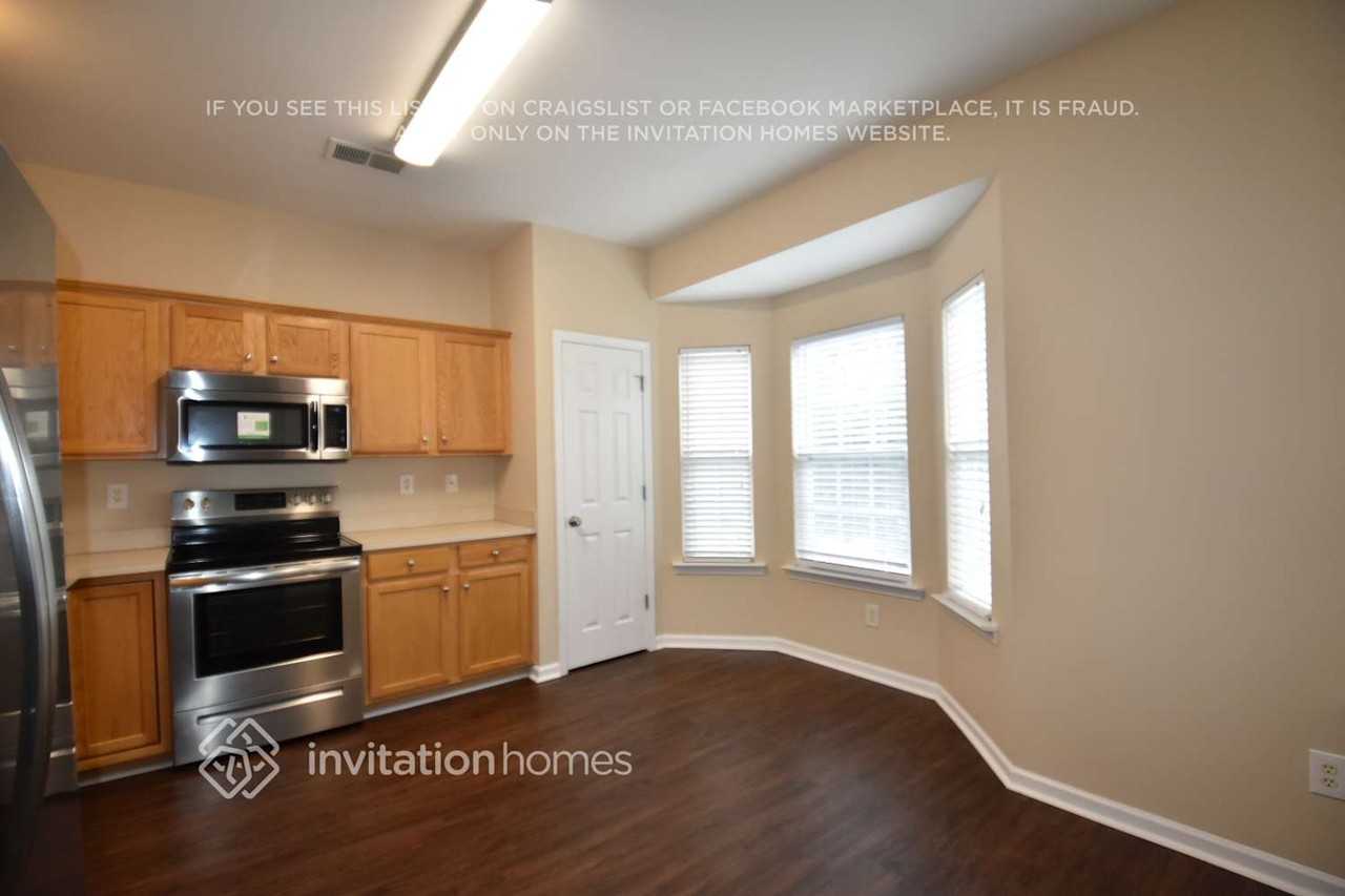 9238 Washam Potts Rd - Photo 5 of 21