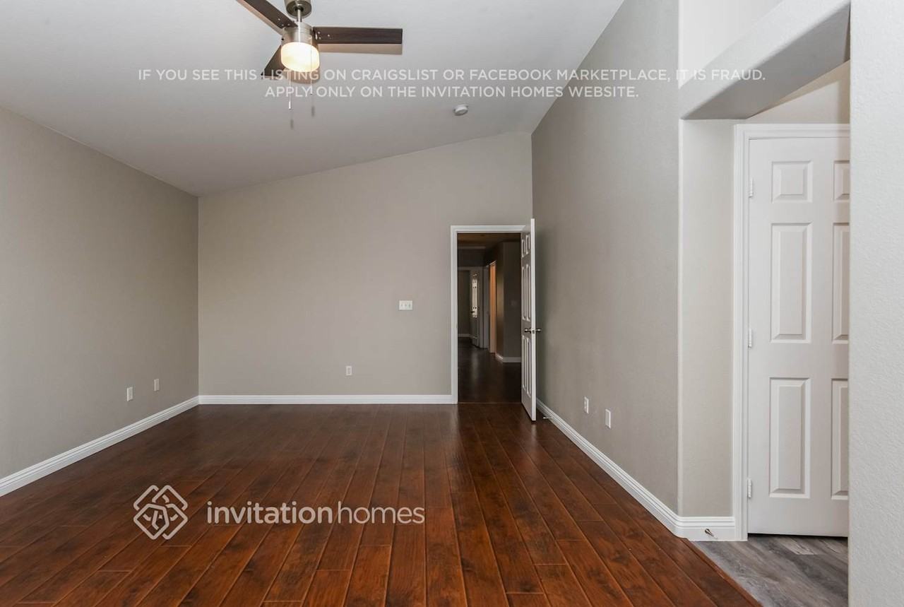 10638 Congaree St - Photo 7 of 16