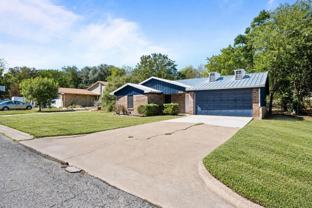 1729 W Doyle St - Photo 1 of 1
