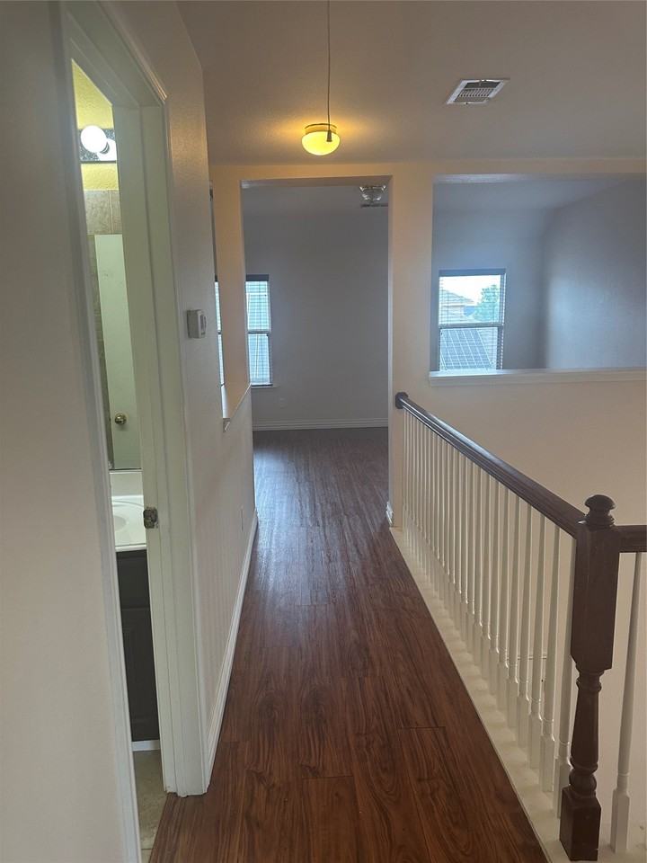 2708 Cumberland Trl - Photo 6 of 27