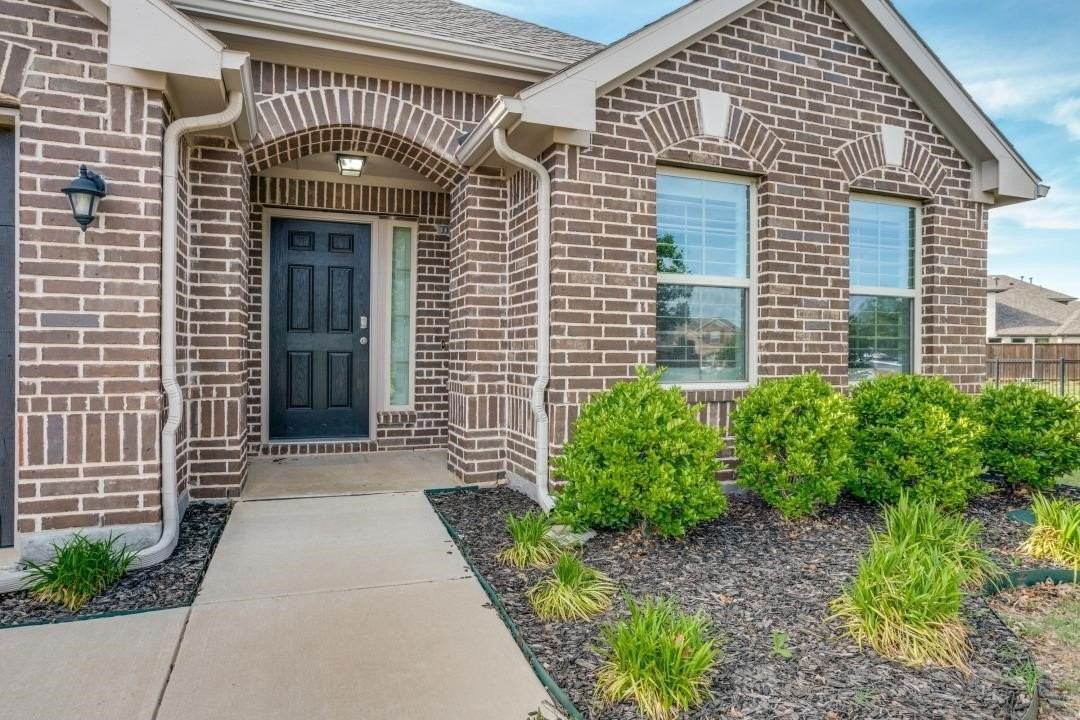 6229 Gloucester Dr - Photo 2 of 24