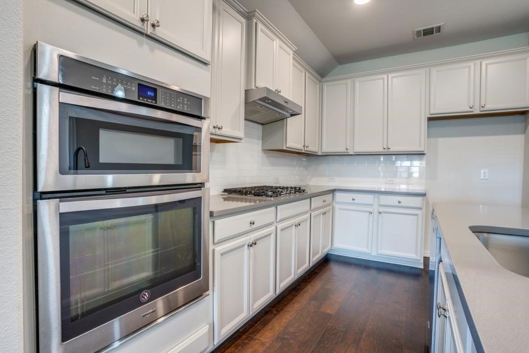 6229 Gloucester Dr - Photo 4 of 24