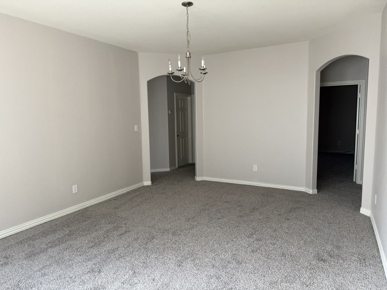 8101 Juliette Dr - Photo 6 of 20