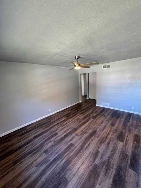 1601 Connally Ter - Photo 2 of 18