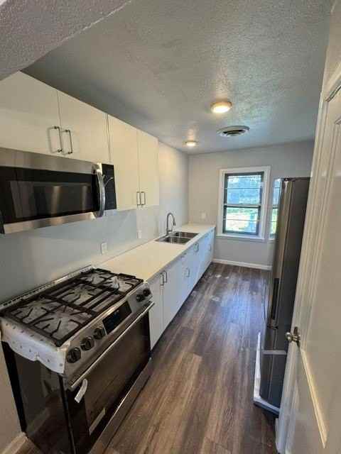 1601 Connally Ter - Photo 5 of 18