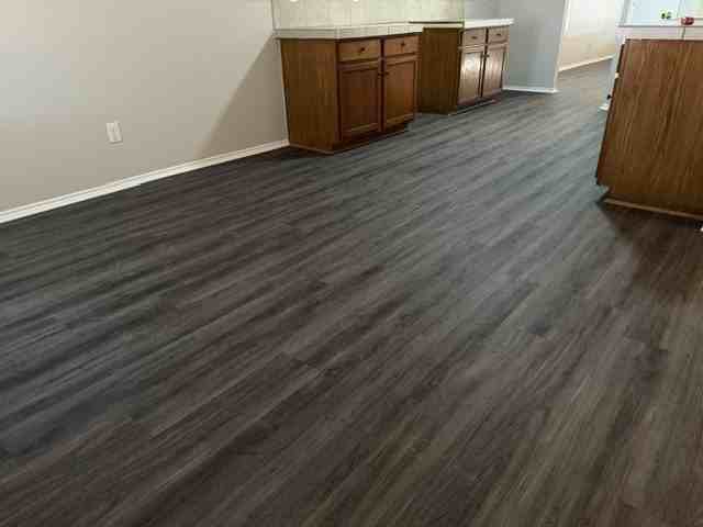 4212 Boxwood Dr - Photo 4 of 12