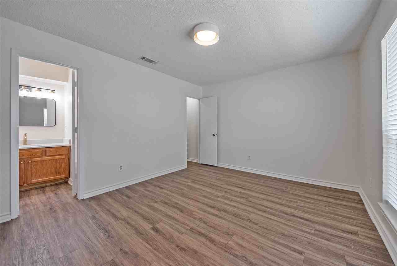 6490 Argo St - Photo 6 of 26