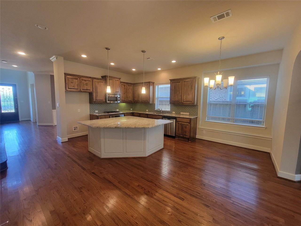 1023 Winter Fire Way - Photo 3 of 23