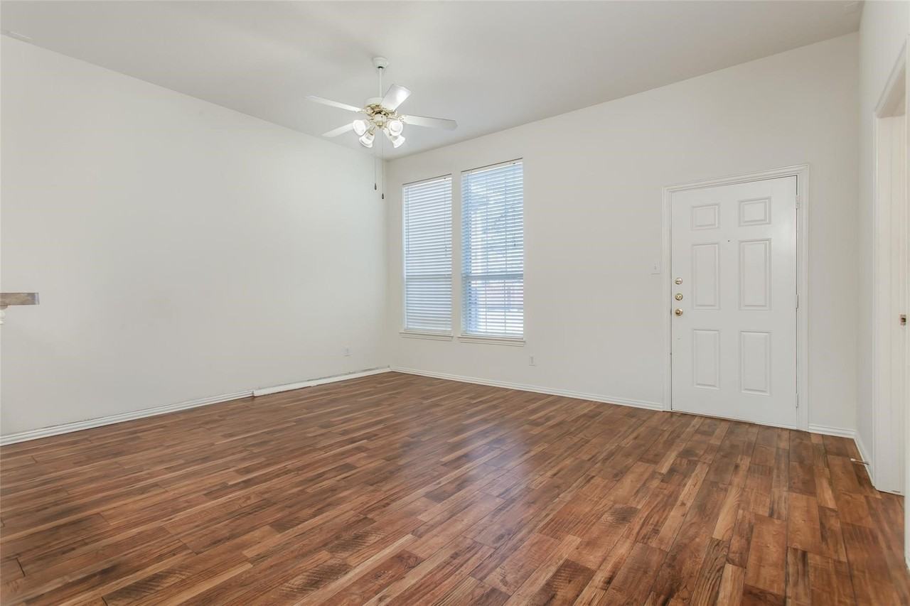 1727 Preston On The Lake Blvd - Photo 6 of 25