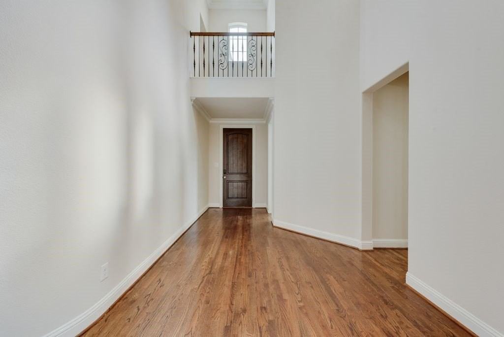 14205 Notting Hill Dr - Photo 3 of 21