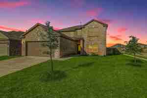 featured image of 2029 Yarbrough Dr