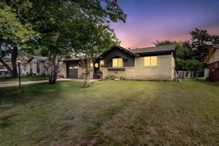 304 Nw Summercrest Blvd - Photo 1 of 1