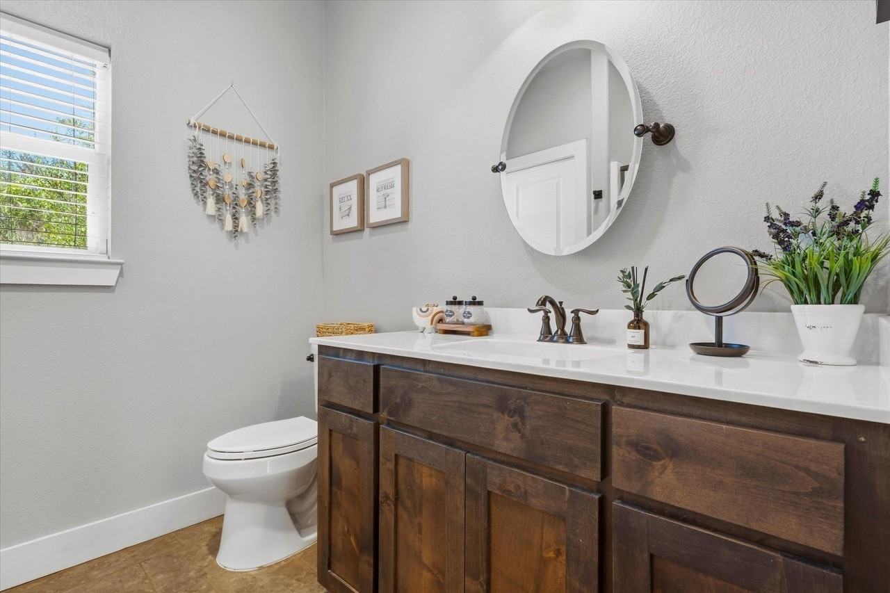 3910 Pocahontas - Photo 4 of 31