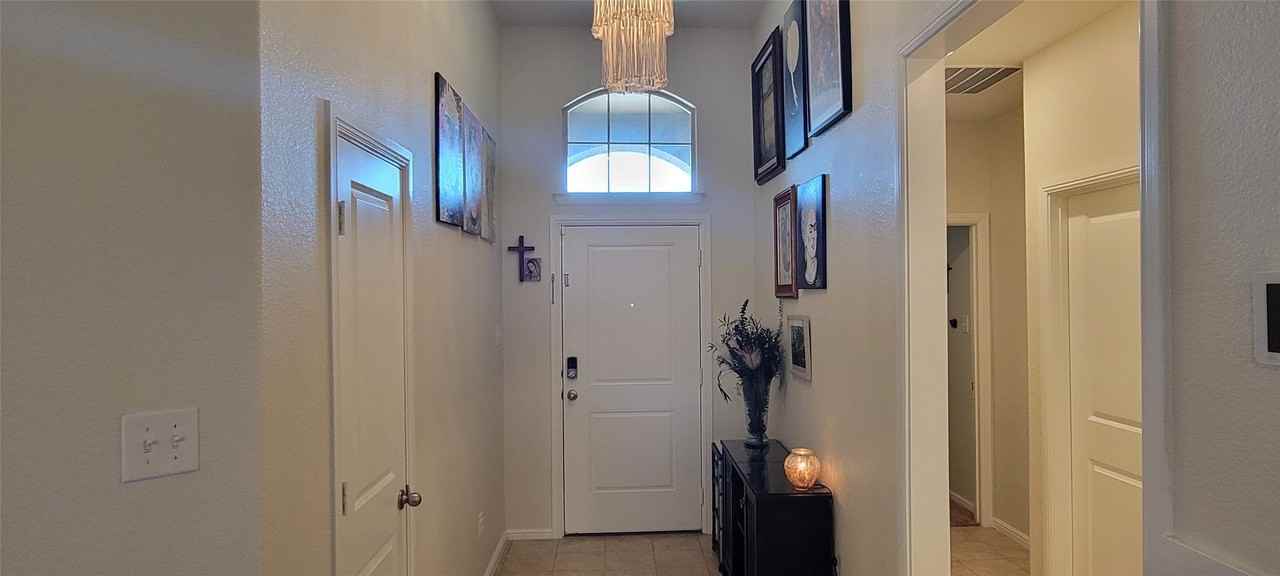 10017 Clemmons Rd - Photo 5 of 23