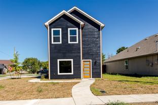 300 Henry St - Photo 1 of 1