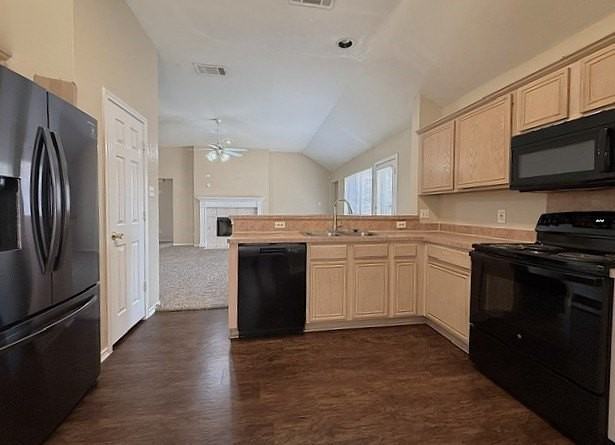 2218 W Thoroughbred Dr - Photo 6 of 16