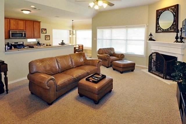 503 Dartmoor Dr - Photo 3 of 7