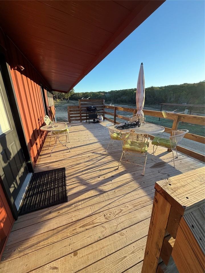 715 Monarch Trl - Photo 2 of 15