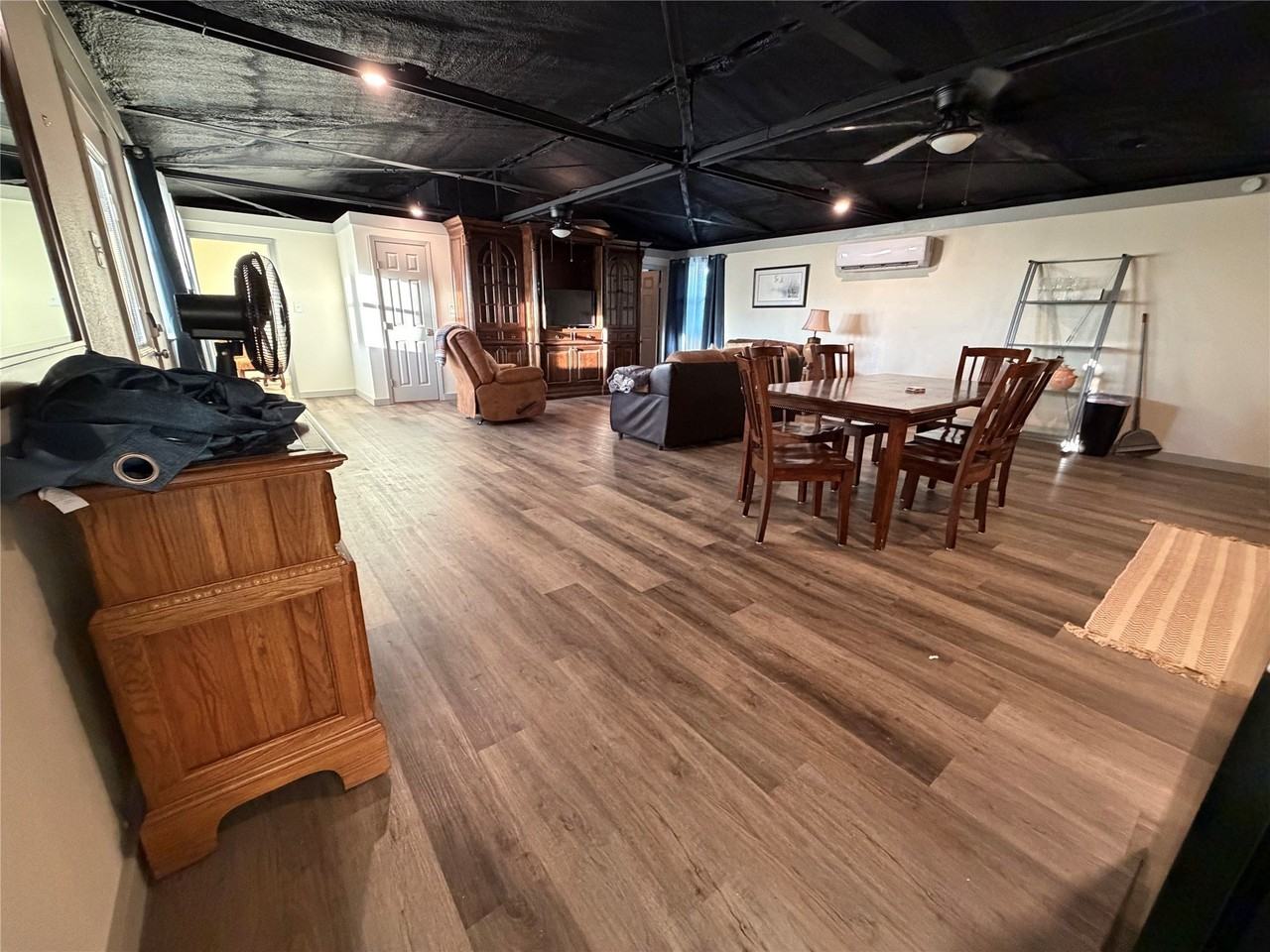 715 Monarch Trl - Photo 4 of 15