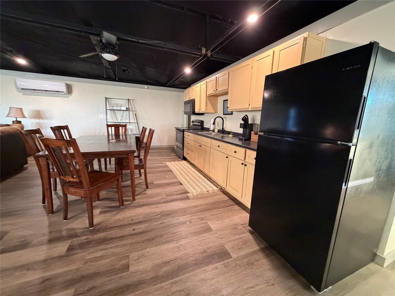 715 Monarch Trl - Photo 5 of 15