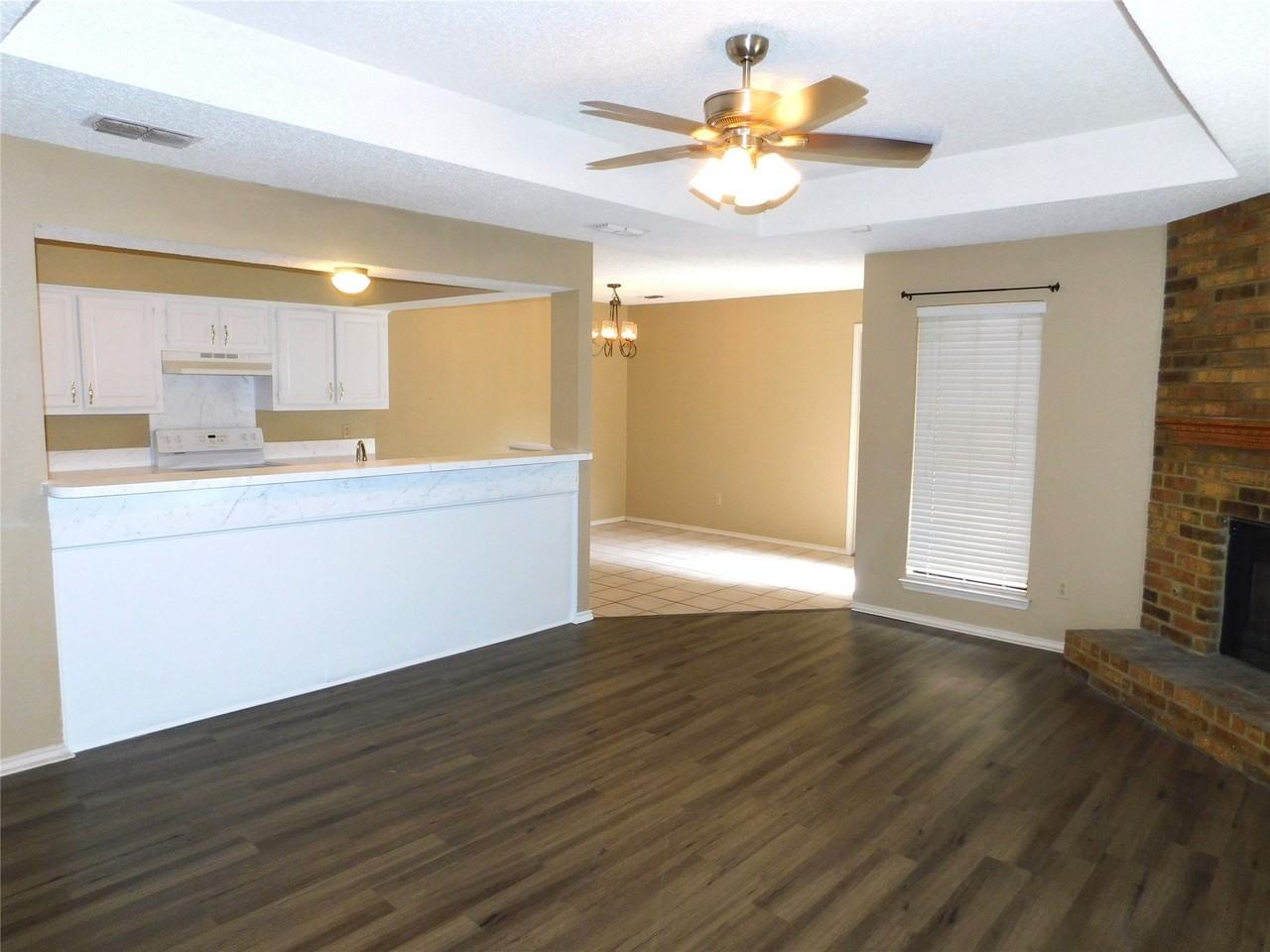 9792 Windy Ridge Rd - Photo 4 of 17