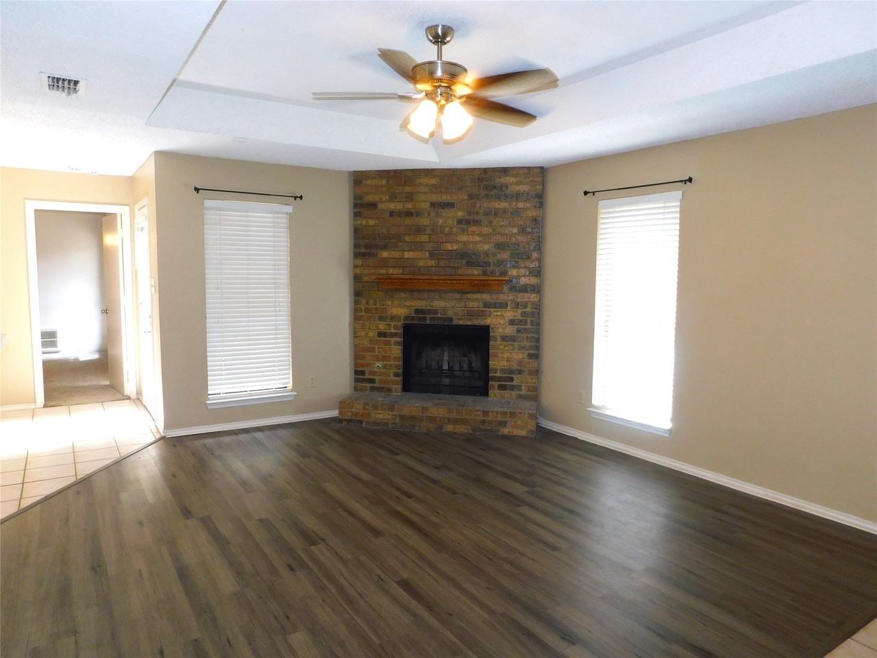 9792 Windy Ridge Rd - Photo 5 of 17