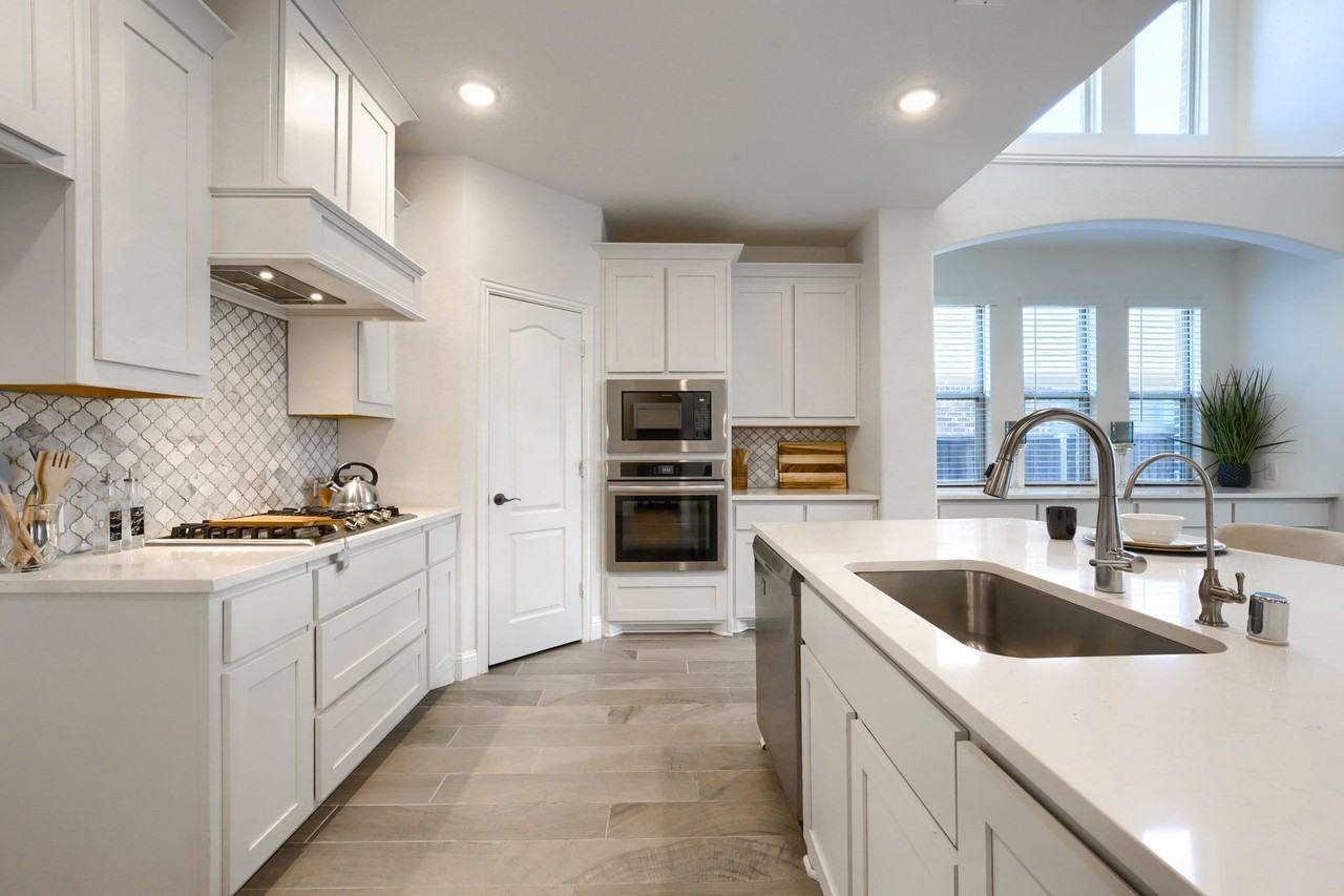 1312 Arrowwood Dr - Photo 7 of 40