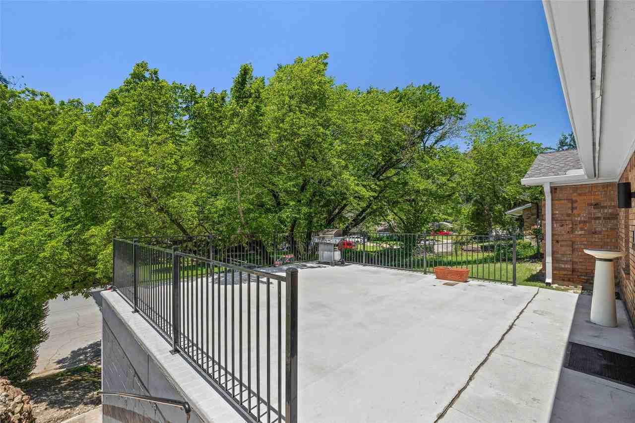 3905 Driskell Blvd - Photo 3 of 28