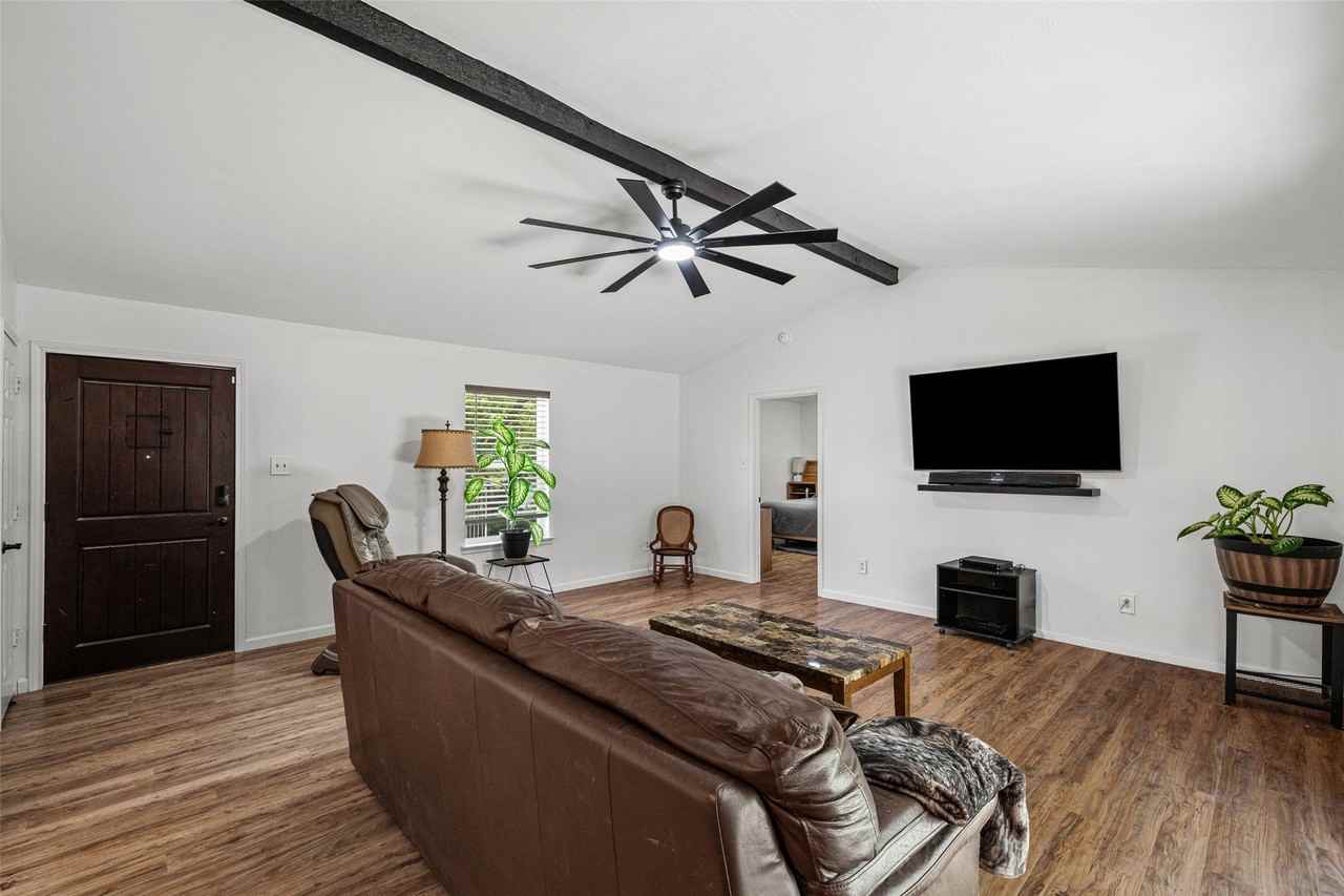 3905 Driskell Blvd - Photo 7 of 28