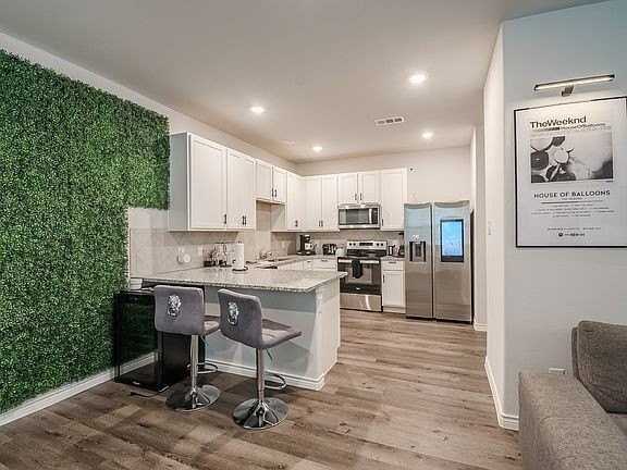 5632 Shore Point Trl - Photo 5 of 20