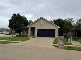 featured image of 1001 Roberts Bend Ct