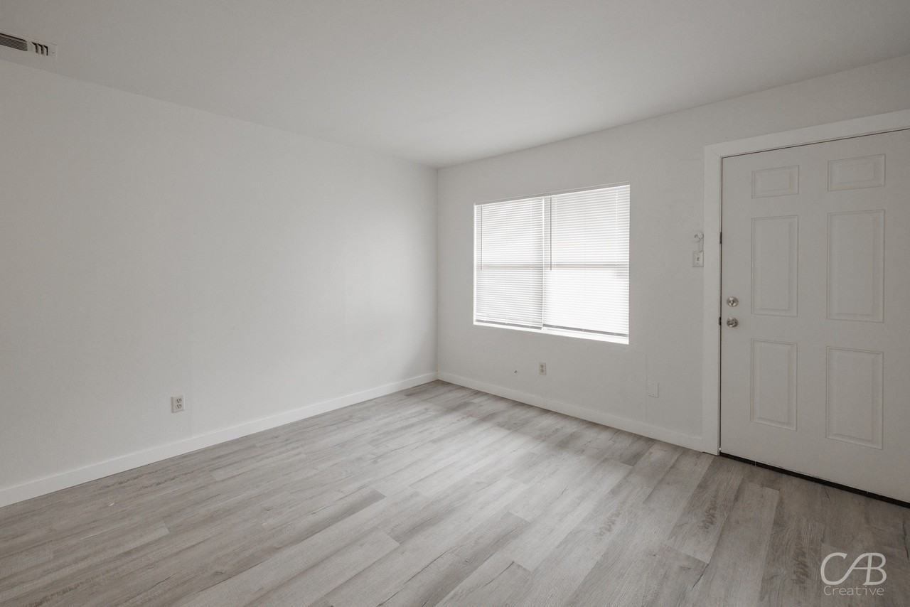 2121 Parramore St - Photo 7 of 32