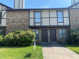 2802 Wimbledon Ct #B - Photo 1 of 1