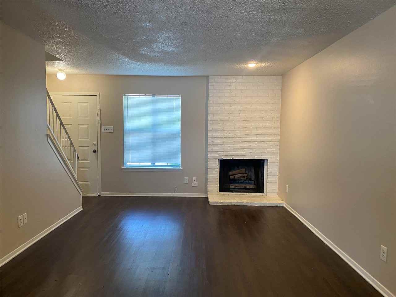 2802 Wimbledon Ct #B - Photo 6 of 16