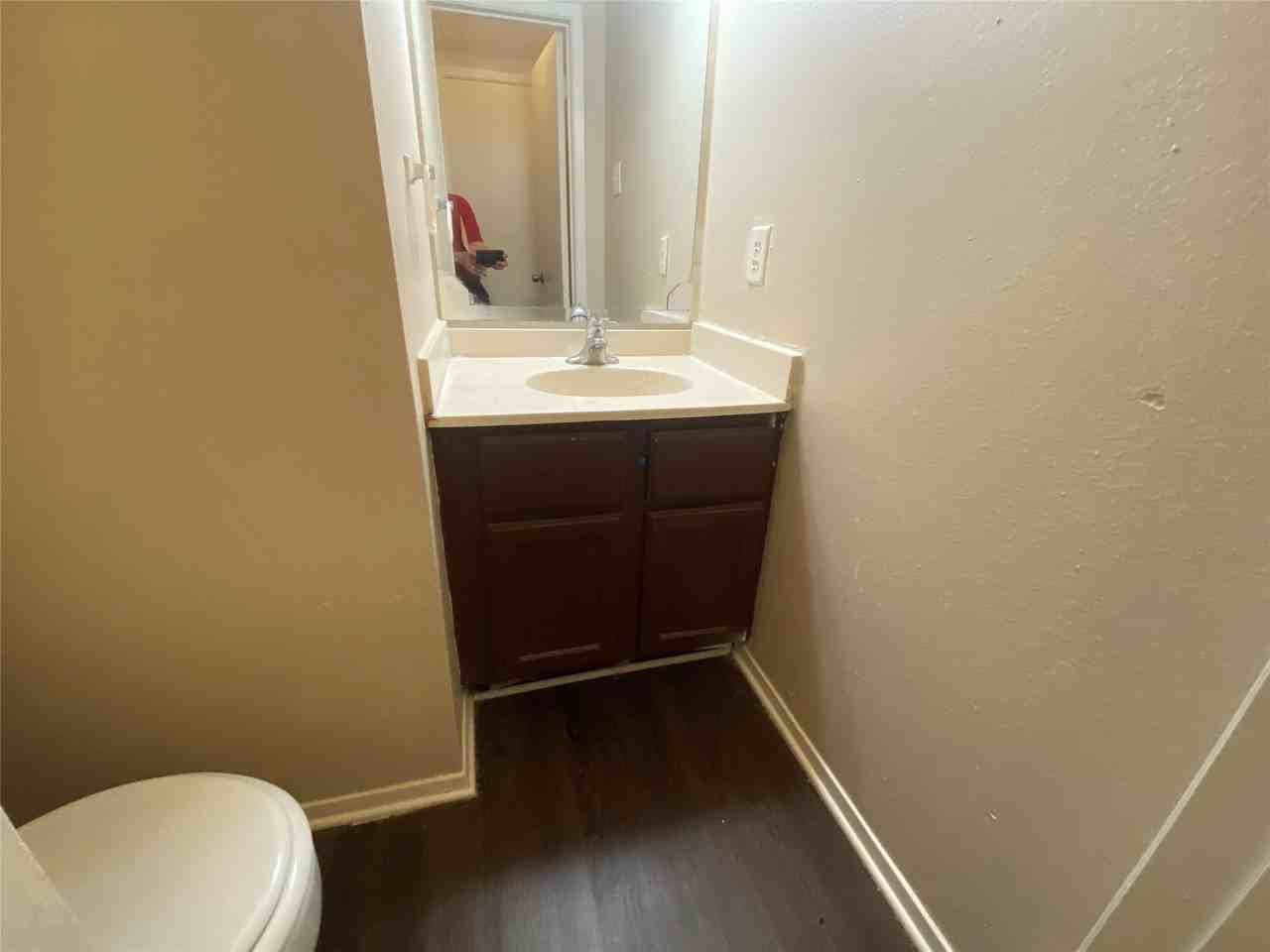 2802 Wimbledon Ct #B - Photo 7 of 16