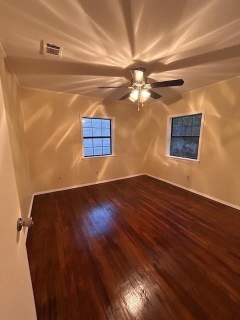 2761 Waggoner Ave - Photo 5 of 9