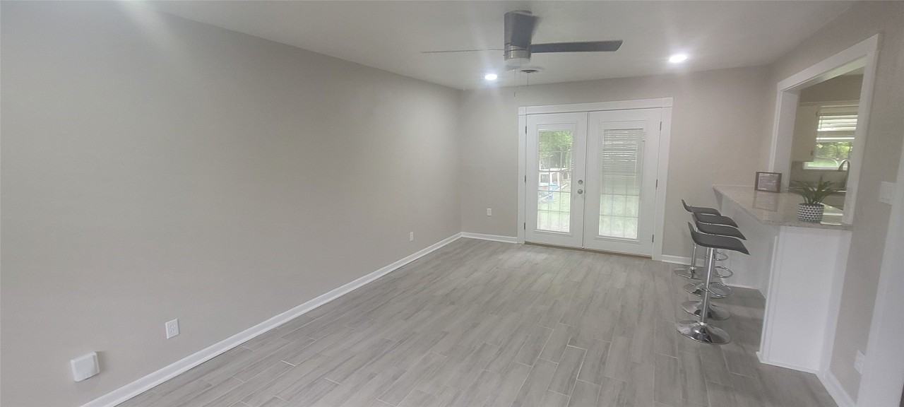 716 N Cummings Dr - Photo 3 of 15