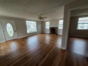 2505 Earl Ln - Photo 7 of 24