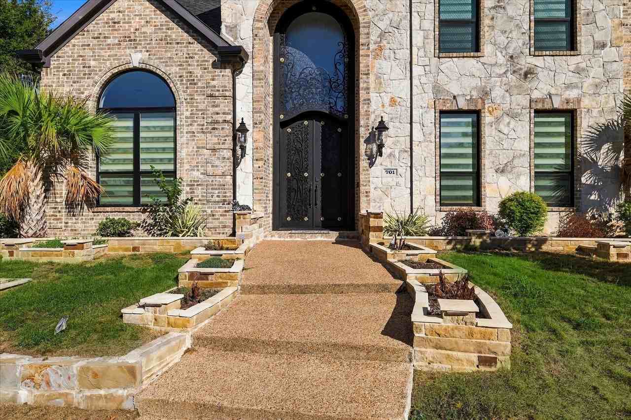 701 Wheaton Ct - Photo 4 of 40