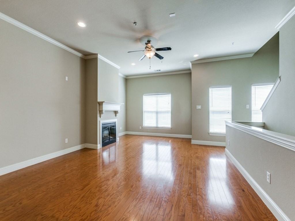 1620 Carpenter Dr - Photo 4 of 25