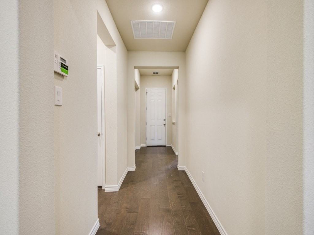 7024 Mapleshade Way - Photo 3 of 32