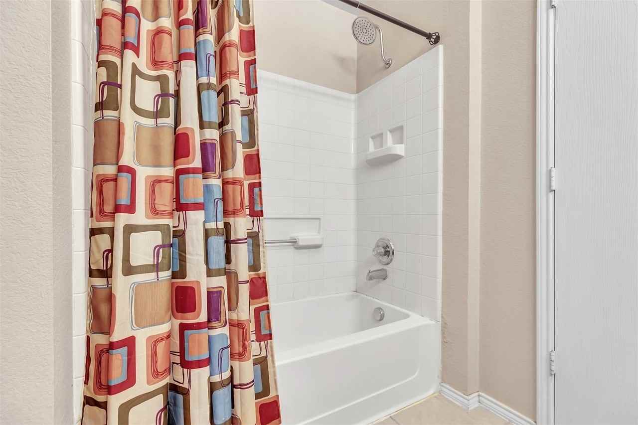 9108 Boone Dr - Photo 5 of 11