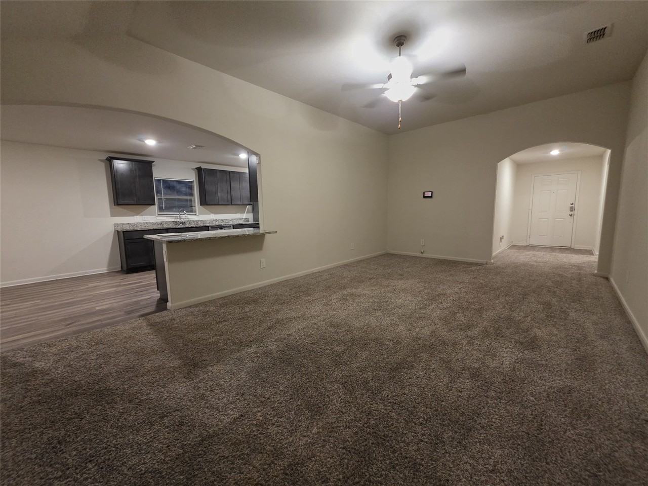 3019 Boran Dr - Photo 4 of 10