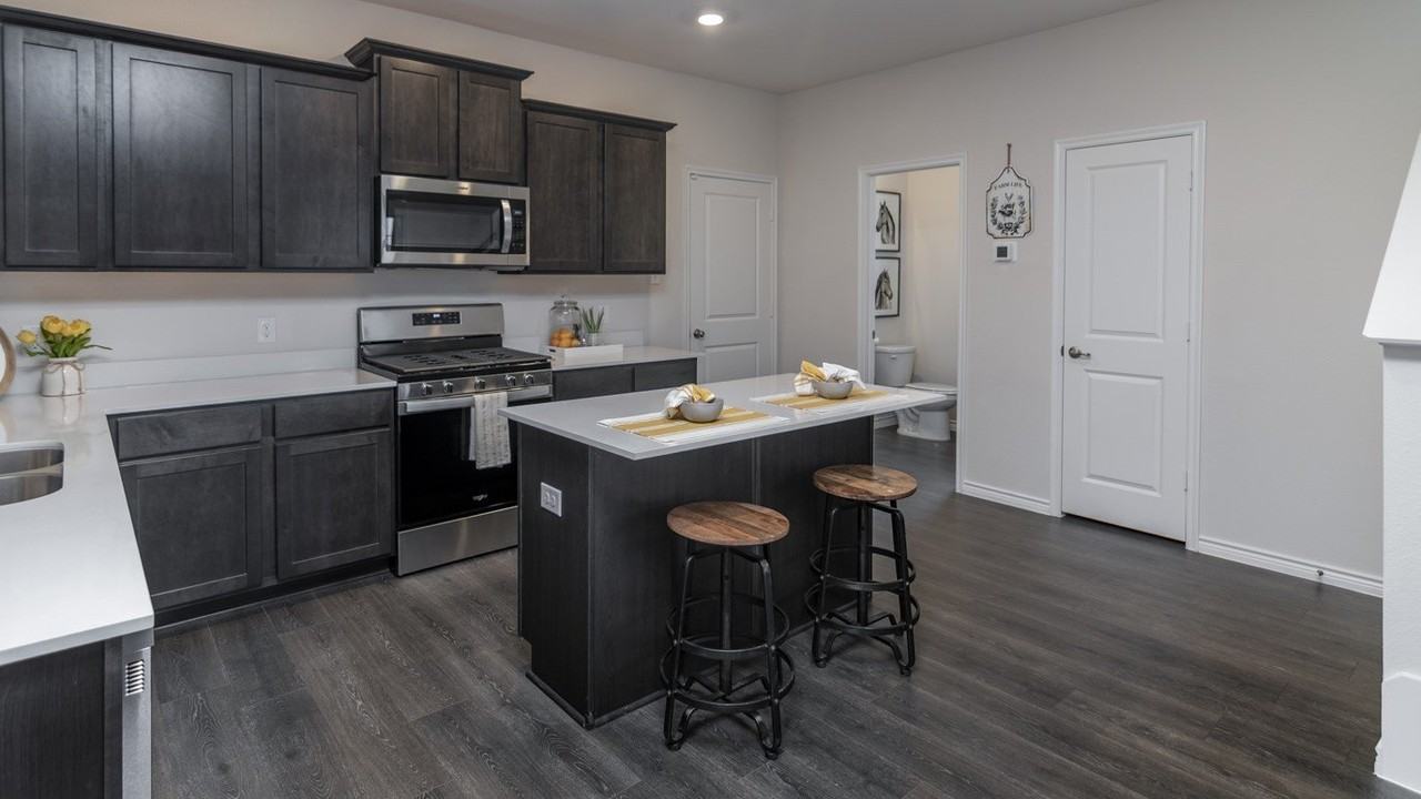 2240 Lasso Ct - Photo 3 of 11