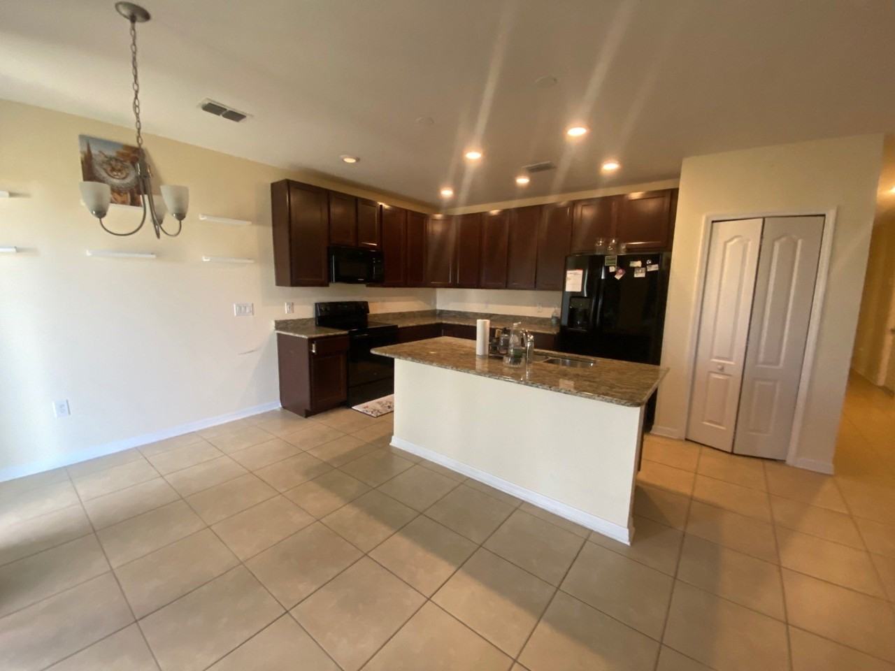 3826 Wayfarer Way - Photo 6 of 38