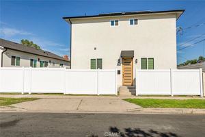 featured image of 7612 Shadyglade Ave