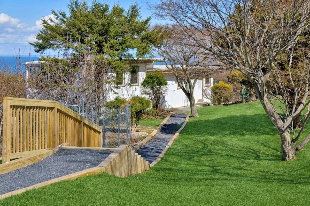 2 Dolphin Way - Photo 3 of 33