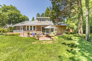 featured image of 76 Georgica Rd