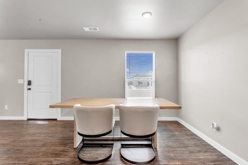 4802 Kimber St - Photo 6 of 21